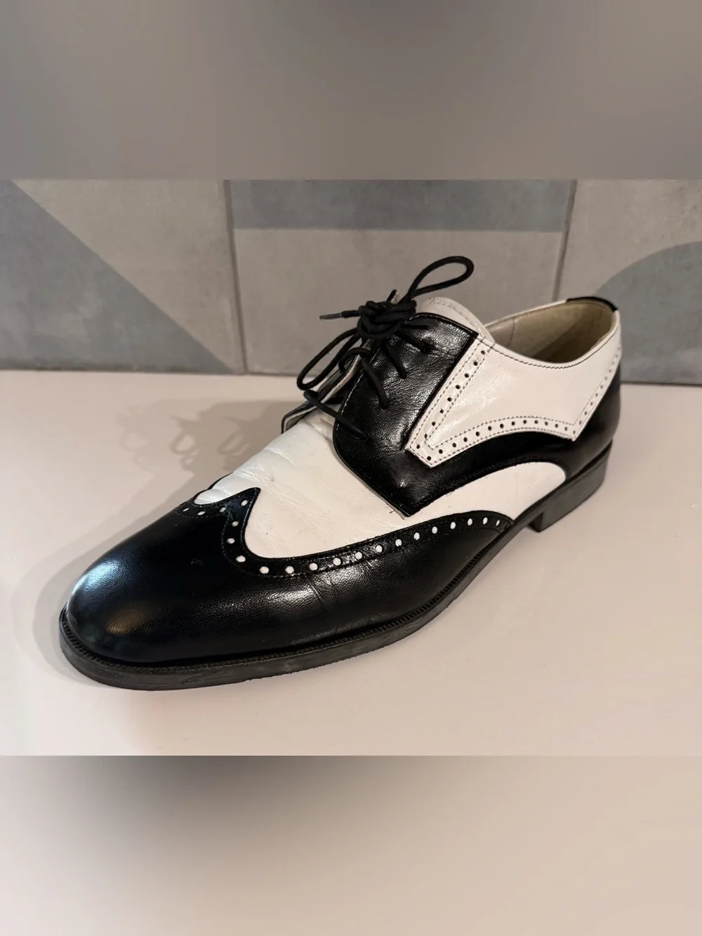 Stacy Adam's black & white wingtip oxford dress shoes- men's 9.5